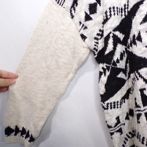 *Forever 21 Oversized Sweater, Sz L - Picture 2 of 3